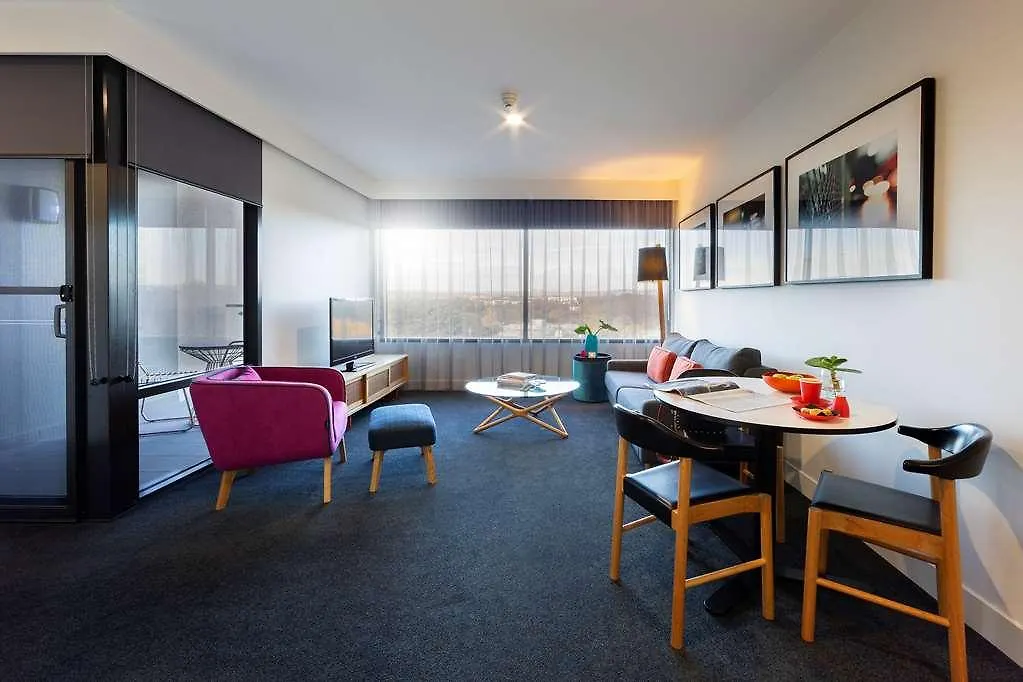 East Hotel y apartamentos Camberra 4*,  Australia