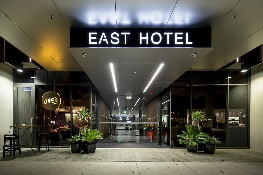 East Hotel And Apartments Канберра